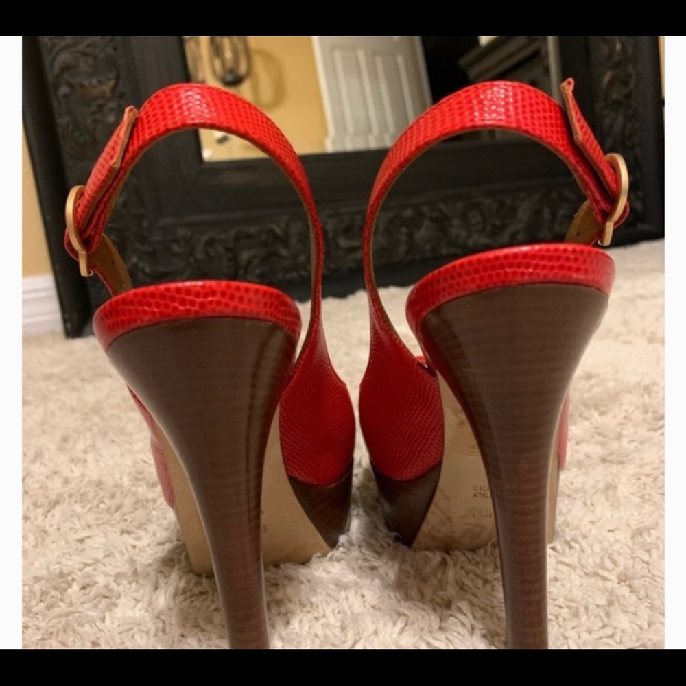 - Authentic FENDI leather platforms fit like 7s - Picture 5 of 12